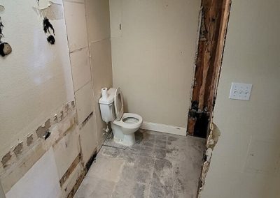 Bathroom Demolition Long Beach